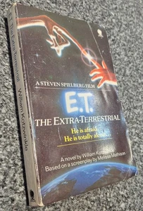 E.T. The Extra Terrestrial - William Kotzwinkle - 1982 Sphere Paperback (2nd Ed) - Picture 1 of 4