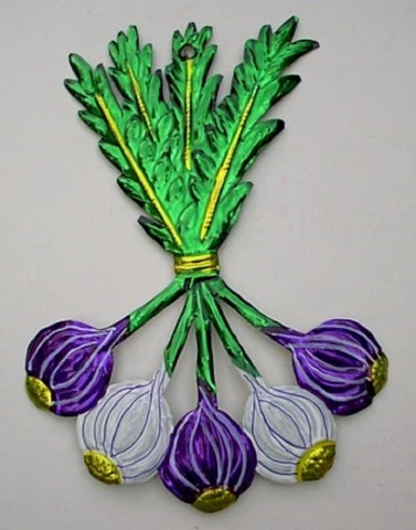 NEW PURPLE & WHITE ONIONS TIN METAL WALL DECOR HANGING PLAQUE 8" x 12" OAXACAN Cover