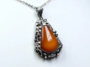 900 Argento - Antico Stile Liberty Ciondolo Con Butterscotch Ambra - Foto 1 di 8