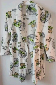 Star Wars The Mandalorian Bathrobe Grogu Boys Size 6/6X Baby Yoda Sleepwear  - Picture 1 of 5