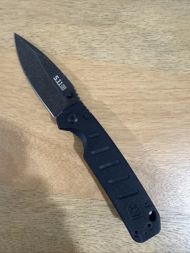 Navaja de bolsillo táctica 5,11 Foto 1 de 4