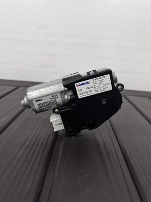 Audi 2012-2019 A6 A7 S6 S7 RS7 C7 OEM Sunroof Moon Roof Window Motor 4G8959591 - Image 1 of 4