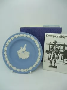 Piatto Wedgwood RSPB Jasperware Blu Bianco Boxato Edizione Speciale Vintage British - Foto 1 di 7