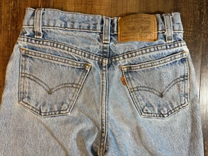 Levi’s Jeans Orange-Tab 550 Size Youth 10 Medium Light Wash Vintage 23x24 Relaxe - Picture 1 of 11