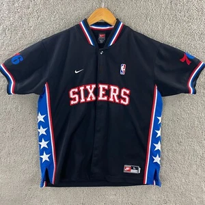 VTG Nike Rewind 1977 Philadelphia 76ers NBA Warm Up Button Shirt Fits MENS SMALL - Picture 1 of 14