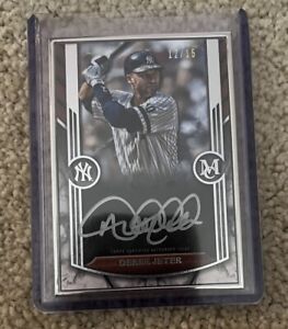 2022 TOPPS MUSEUM COLLECTION DEREK JETER FRAMED SILVER HALL OF FAME AUTO 12/15