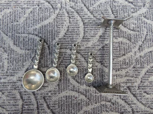 Crosby & Taylor Pewter Hearts Measuring Spoon Countertop Post and Tablespoon Set - Picture 1 of 7