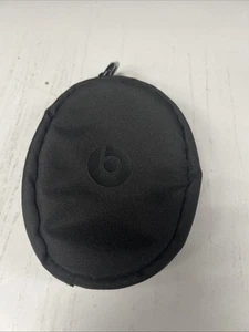 Beats Replacement Carrying Case / Pouch for the Beats Solo 3 - Black - Picture 1 of 4