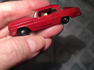 Lesney Mercedes Benz 220 SE. No. 53 ~ Red Body - Picture 1 of 9