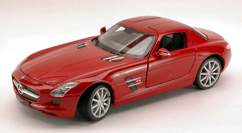 Modellino Auto scala 1:24 diecast Welly MERCEDES SLS AMG modellismo statico - Immagine 1 di 1