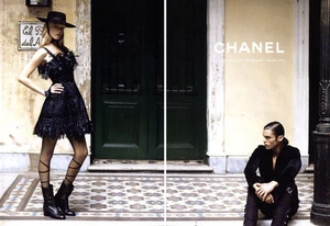 2010 Chanel Lagerfeld Freja Beha Erichsen Claudia Schiffer 5-page MAGAZINE AD - Picture 1 of 3