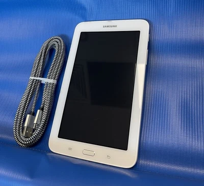 White Samsung Galaxy Tab 3 Lite SM-110 WiFi 8GB Been Reset Very Good Cond. Works - Image 1 of 3