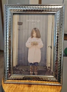Renderings 4x6 Silver Hammered Picture Frame - Picture 1 of 7