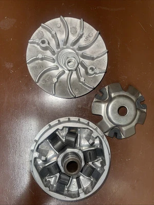 2010 honda  scooter SH150i  drive face primary clutch 150cc - Image 1 of 4