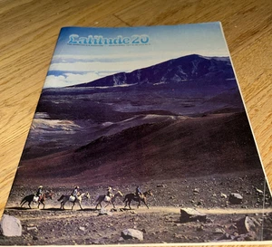 Vintage March 1977 HAWAIIAN AIR Magazine - Latitude 20 - Picture 1 of 20