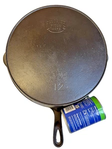 FLAT EXTRA LARGE 13" Antique Cast Iron Skillet Pan Favorite Piqua Ware Ohio FLAT - Picture 1 of 17