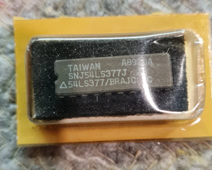 SNJ54LS377J - TEXAS INSTRUMENTE - OKTAL, HEX UND QUAD D-TYP FLIP-FLOPS MIT EN - Bild 1 von 1