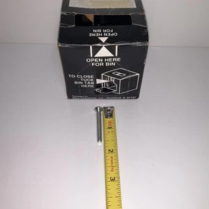 ELCO 8-32 x1 1/2" ? Flat Head Slotted Machine Screws Stainless Steel Qty 80 - Picture 1 of 7