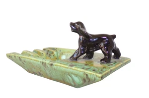Cenicero vintage MCM verde moteado con cerámica Black Dog Spaniel mediados de siglo - Imagen 1 de 16