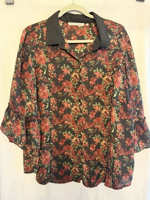 Violet + Claire 1X Floral Ruffle Sleeve Button Front Blouse Romantic. H13 - Image 1 of 4
