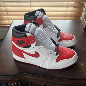 PARA HOMBRES TALLA 9.5 NIKE AIR JORDAN RETRO ALTO OG 555088-161  - Imagen 1 de 15