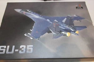 AIR FORCE 1 1:72 RUSSIAN SUKHOI SU-35 FLANKER-E PURPLE - Picture 1 of 3