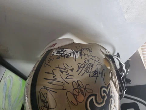 Riddell New Orleans Saints NFL Speed Full Size Replica Football Helmet Gold Cover