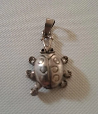 Ciondolo Argento 925/1000 Silver Pendant forma di Coccinella - VINTAGE (LEGGI)! - Immagine 1 di 3