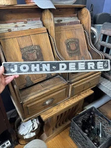 John Deere Oldtimer antik original früh Traktor geprägt Bauernhof Handelsschild Abzeichen - Bild 1 von 19