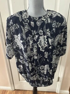 Alfred Dunner Floral Top Short Sleeve Pullover Pleated Blouse Navy White size 18 - Picture 1 of 4
