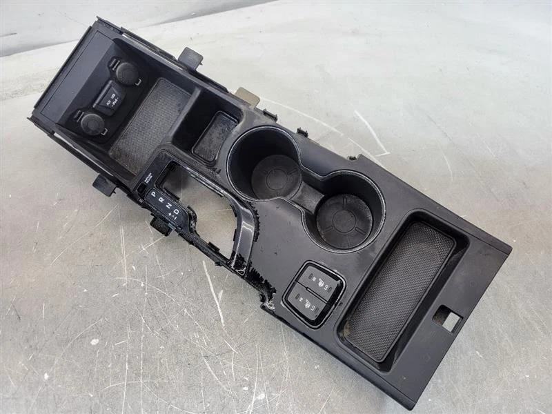 2011 2012 2013 HYUNDAI TUCSON CENTER CONSOLE SHIFTER TRIM PANEL 84650-3Q150-4X - Image 1 of 4