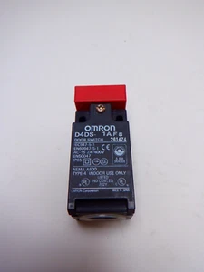 Omron D4DS-1AFS Door Switch - Picture 1 of 3