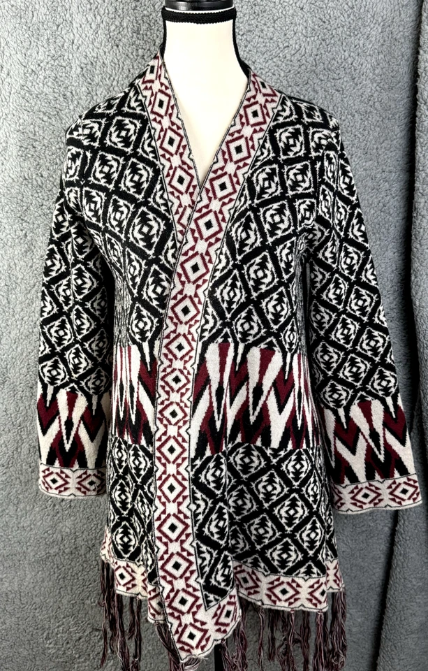 Cardigã Chelsea & Violet Suéter Feminino Médio Preto Franja Asteca Cowgirlcore - Imagem 1 de 4