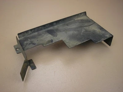 Защита выхлопной системы трактора John Deere 155C LA125 GX22013  - Изображение 1 из 3