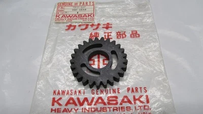 Kawasaki F11M -1973 segunda transmisión salida de engranajes 13131-039 NOS Foto 1 de 4