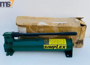 SIMPLEX P82 TWO-SPEED HYDRAULIC HAND PUMP 700 BAR 10,000 PSI #NEW - Picture 1 of 7