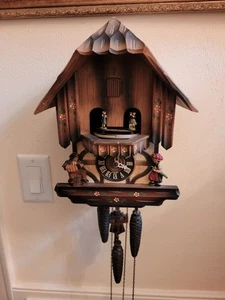 German Cuckoo Clock #1006 Handmade w/ 3 Weights Musical Dancers - Parts / Repair - Picture 1 of 11