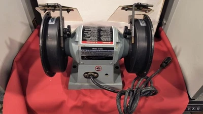 Amoladora de ruedas Delta de 6 pulgadas de sobremesa = Excelente estado  Foto 1 de 4