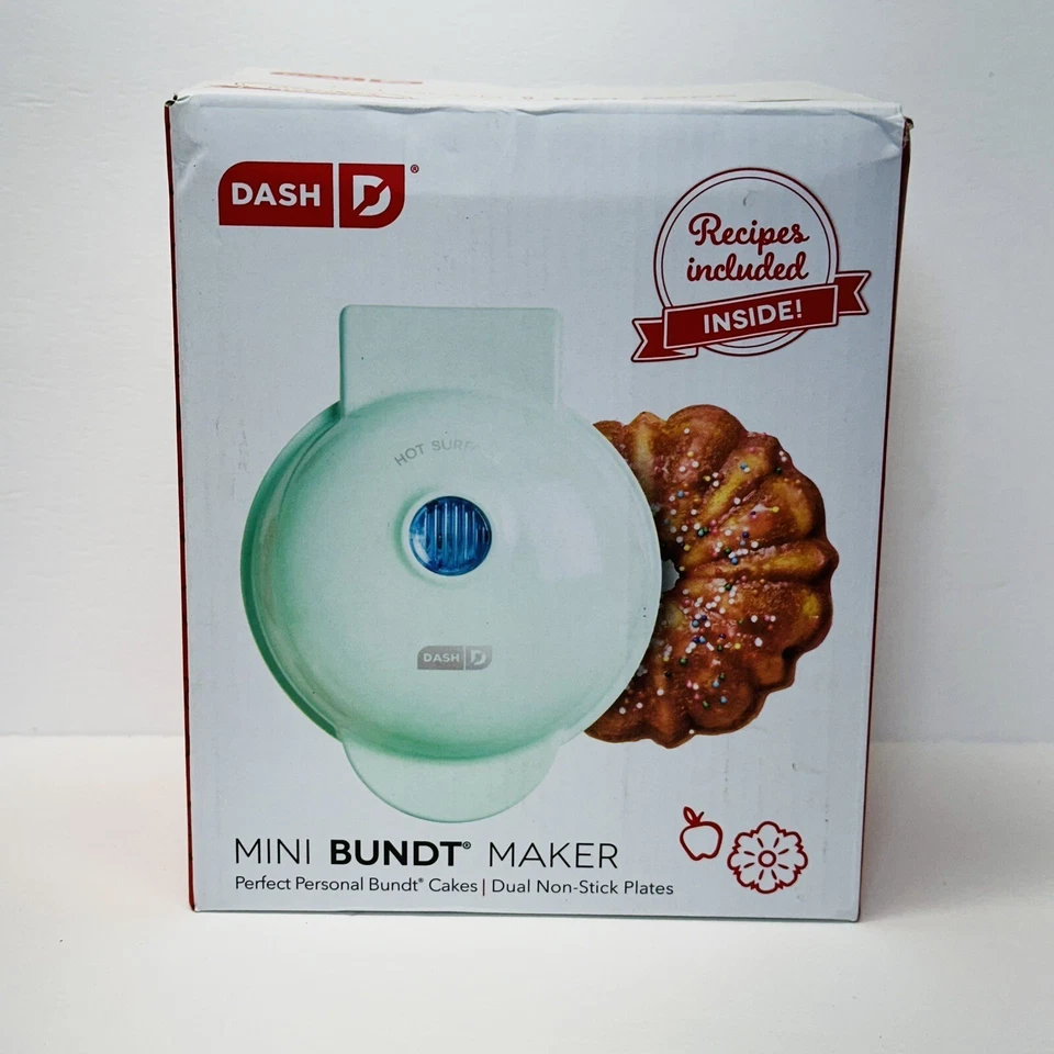 Dash Mini Bundt Cake Maker Mint Green NonStick Plates Aqua Recipe Book Retro