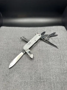 Swiss Army Knife VICTORINOX HUNTSMAN 1.3713.T7 91mm Gray . - Picture 1 of 17