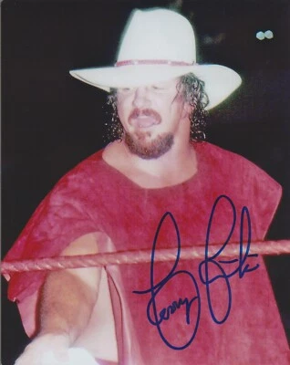 FOTO DE LUCHA LIBRE 8X10 AUTOGRAFIADA DE TERRY FUNK WWF/WWE CON PRUEBA Foto 1 de 2