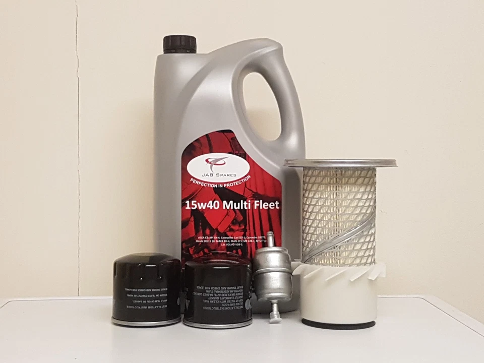 Filter/Oil Service Kit Suits Kubota KX41, KX61 - Image 1 of 1