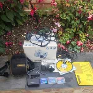 Nikon Coolpix 4300 Digital Camera Boxed With Accessories , Case, 4x Memory Cards - Picture 1 of 20