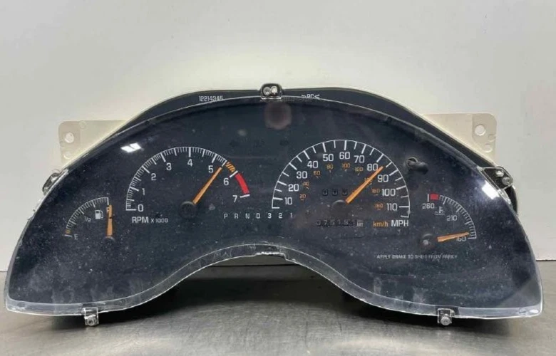 1998-2003 Pontiac Grand Prix OEM Speedometer US Cluster ID 10316907 Ref 1892413 Foto 1 de 4