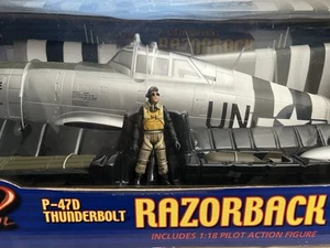 The Ultimate Soldier 1:18 P-47D Thunderbolt Razorback  NIB 2003 Huckle De Buck - Picture 1 of 18