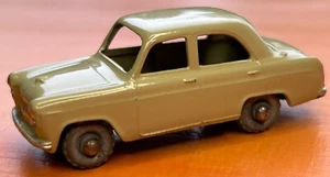 Matchbox Moko Lesney # 30a beige Ford Prefect NMint 4GMW all original but no box - Picture 1 of 6