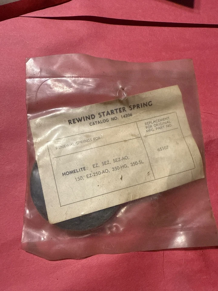 Nos AM Homelite motosierra vintage rebobinado resorte ez, sez, 150,350, subastas de $1 12 Foto 1 de 1