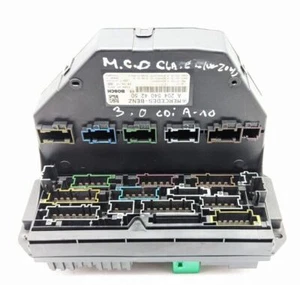 Mercedes Fuse Box (W204, C300, C350, C63) A2045404250 - Picture 1 of 3