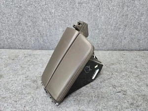 CONSOLA BANDEJA ALMACENAMIENTO CAJA REPOSABRAZOS TAPA MERCEDES W166 X166 GLS450 GL450 GL350 OEM - Imagen 1 de 8