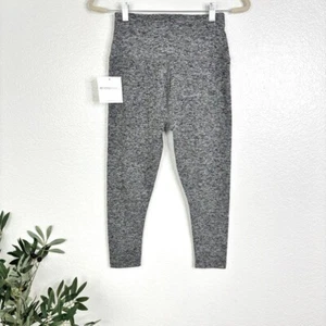 NWT BEYOND YOGA Space-Dye High Waist Capri Legging - Large - Picture 1 of 7